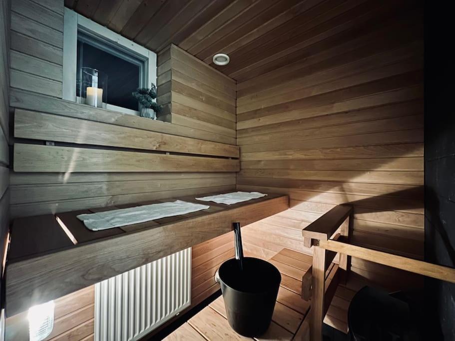 Spacious City Center Apt - Sauna - Self Check In Rovaniemi Buitenkant foto